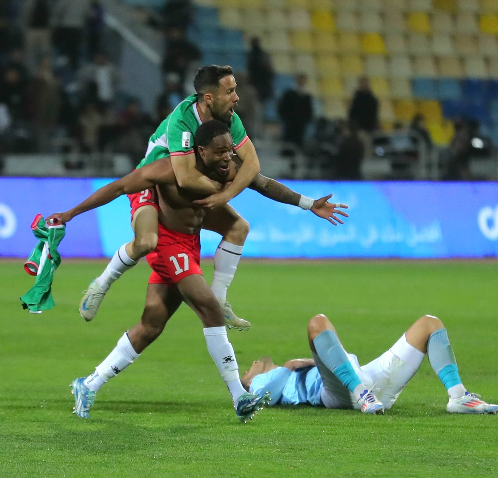 زلزال الكلاسيكو ..  هل دفع الفيصلي ثمن "القرارات الانفعالية" قبل مواجهة الوحدات؟