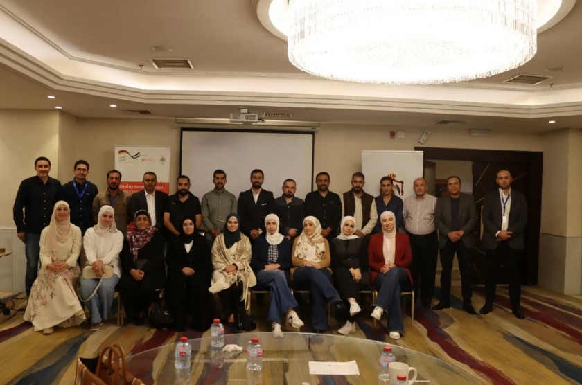 وزارة العمل تطلق البرنامج التدريبي الخاص بالمفتشين الجدد