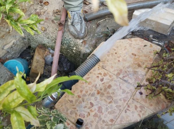  حملة تفتيشية في إربد تضبط اعتداء على خط رئيسي في حكما