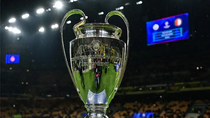 "إمبراطورية الـ 115%" ..  البريميرليج "يرعب" أندية أوروبا بقرار مثير للجدل