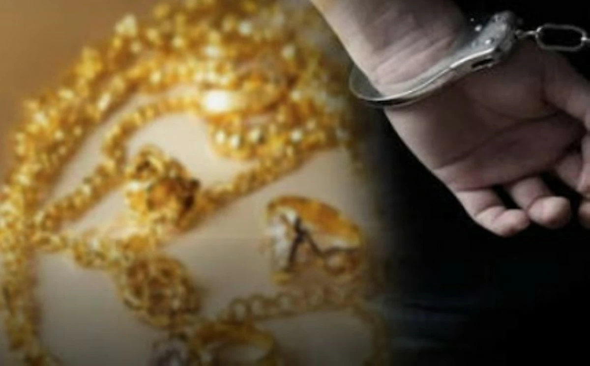 القبض على متهم بسرقة مصاغ ذهبي ومبلغ مالي في عمان