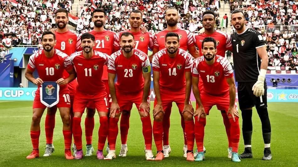 هل أخطأت بلدية إربد في اختيار موقع شاشة مباراة المنتخب؟