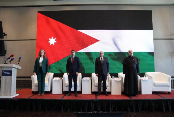 المعشر: مصير المسيحيين العرب مرتبط بمصير إخوتهم المسلمين في إطار الهوية العربية المشتركة