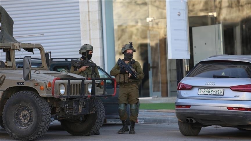 إصابة 4 فلسطينيين باقتحامات واعتداءات إسرائيلية متواصلة