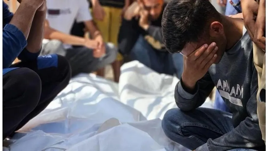 ارتفاع حصيلة الشهداء في قطاع غزة إلى 72,599 شهيدا