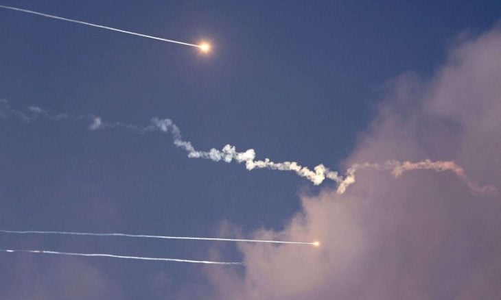 الاحتلال يرصد إطلاق صاروخين من غزة و بفعل الإنذارات في المناطق المفتوحة