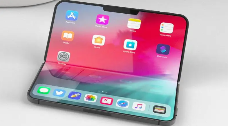 مواصفات آيفون القابل للطي القادم في 2026: 4 كاميرات و"Touch ID"