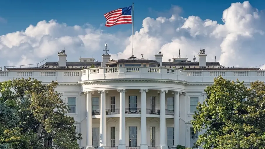 البيت الأبيض يضع قائمة لتصنيف "المطيعين والمشاغبين" من دول الناتو 