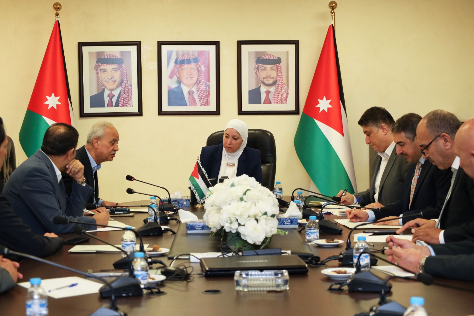 التهتموني تبحث مع "الصناعة" سبل استدامة الصادرات الأردنية وتوفير البدائل في ظل التحديات الإقليمية 