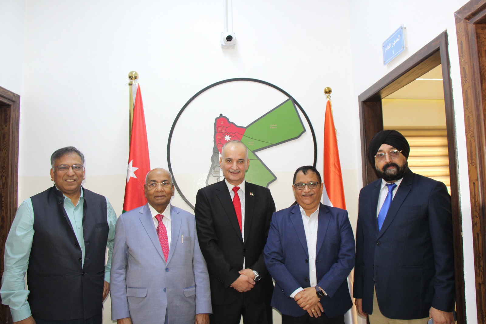 "التعاونية الأردنية" تبحث تعزيز الشراكات ودعم التعاونيات مع (IFFCO) الهندية 
