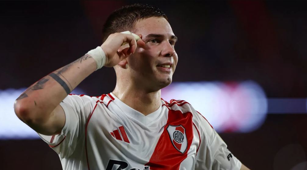 ماستانتونو يوقع على عقود انتقاله إلى ريال مدريد
