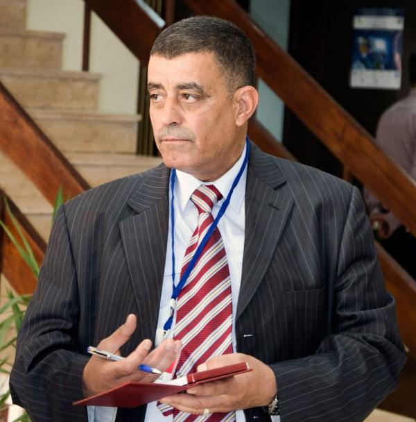الأستاذ الدكتور محمود أبو زيد  ..  الحمدلله على السلامة