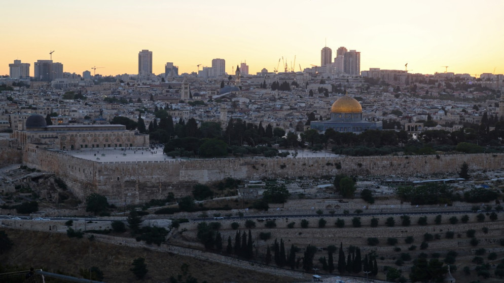 الجزائر: القدس تتعرض لمشروع استيطاني يستهدف هويتها وفرص قيام الدولة الفلسطينية 