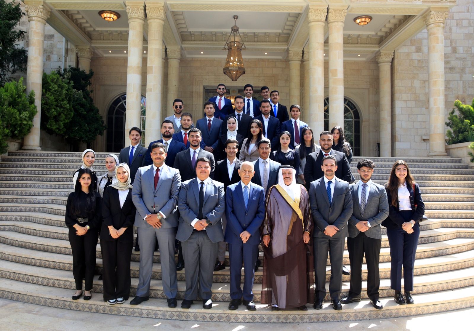 العيسوي: الشباب ركيزة أساسية في الحفاظ على المنجزات وترسيخ ثقافة الانتماء والمسؤولية