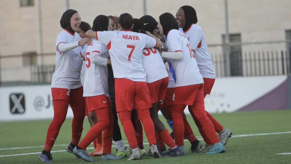 فريق النصر للسيدات يصعد رسميا لدوري المحترفات لكرة القدم 
