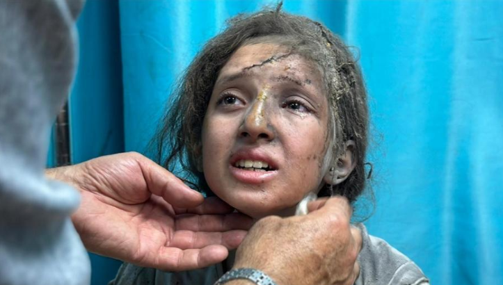 في طريق العودة لغزة ..  شظايا الوجع تصيب قلب ضحى وجسدها
