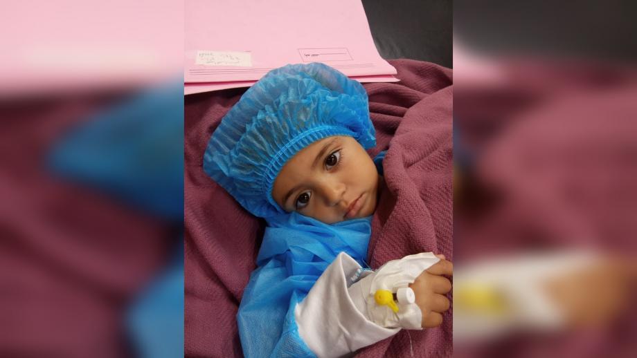 طفولةٌ تحترق بلا شفاء ..  جواهر غزة تنتظر نافذة علاج خارج الحصار 