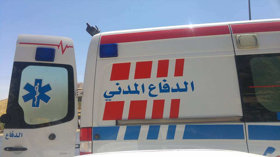 وفاة سائق بتدهور صهريج نفط على طريق العقبة 