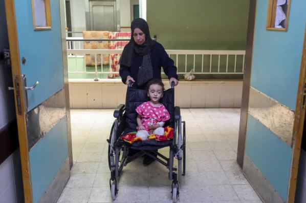 البتر أو الموت خيار الأطباء الأخير في غزة