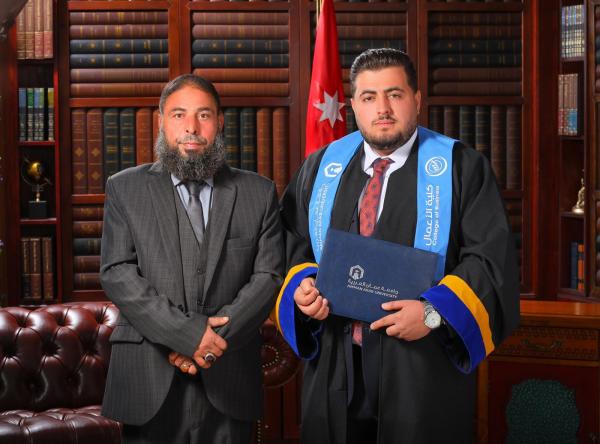 الأستاذ شداد المهيرات  ..  مبارك التخرج