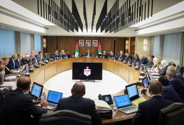 الموافقة على تقسيط مديونية الشركات المستفيدة من برنامج "حافز"