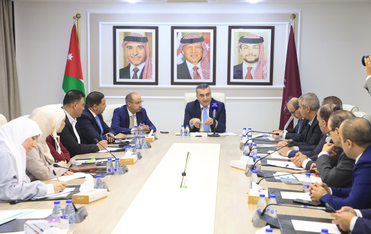 دعوات نيابية لإنشاء شركة وطنية متخصصة بإدارة النفايات على مستوى الوطن