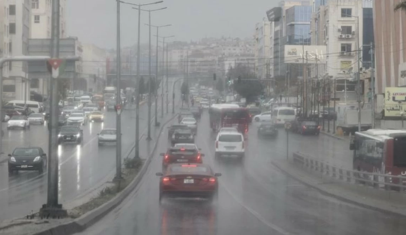 منخفض من الدرجة الثالثة غدا ..  وأمطار غزيرة تجتاح الشمال والوسط