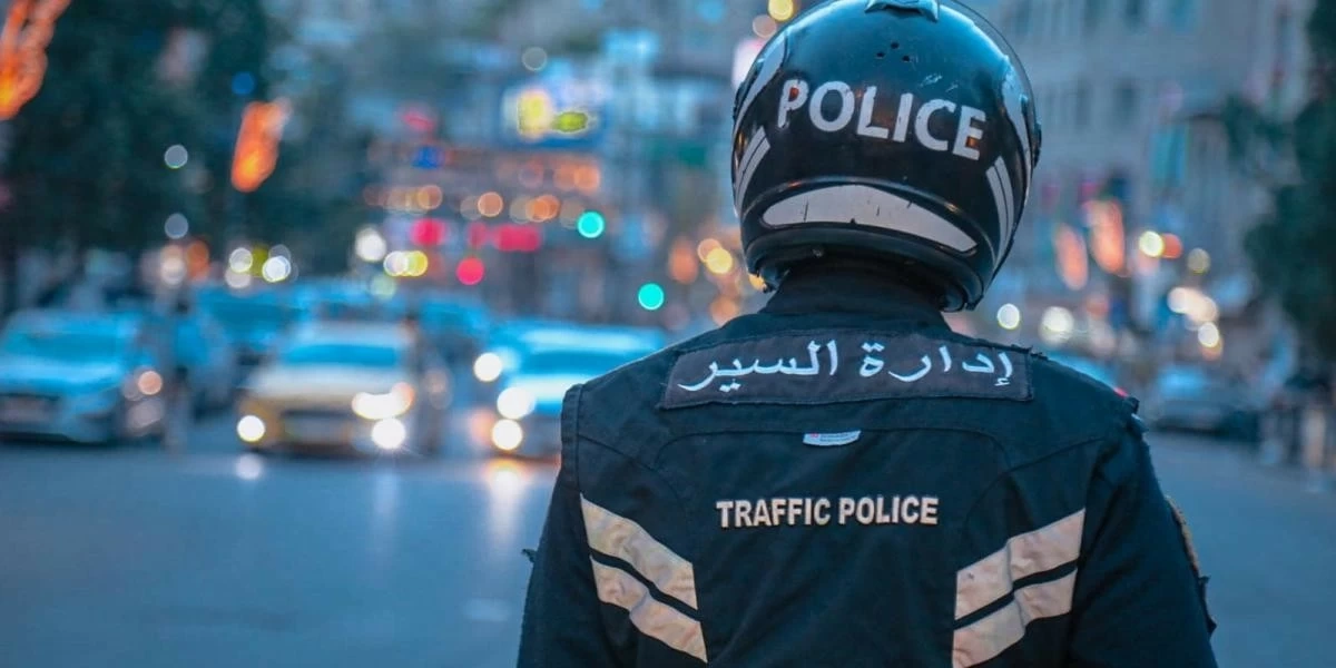 إدارة السير تحجز 3 مركبات لقيادة متهورة والتلاعب بلوحات الأرقام 