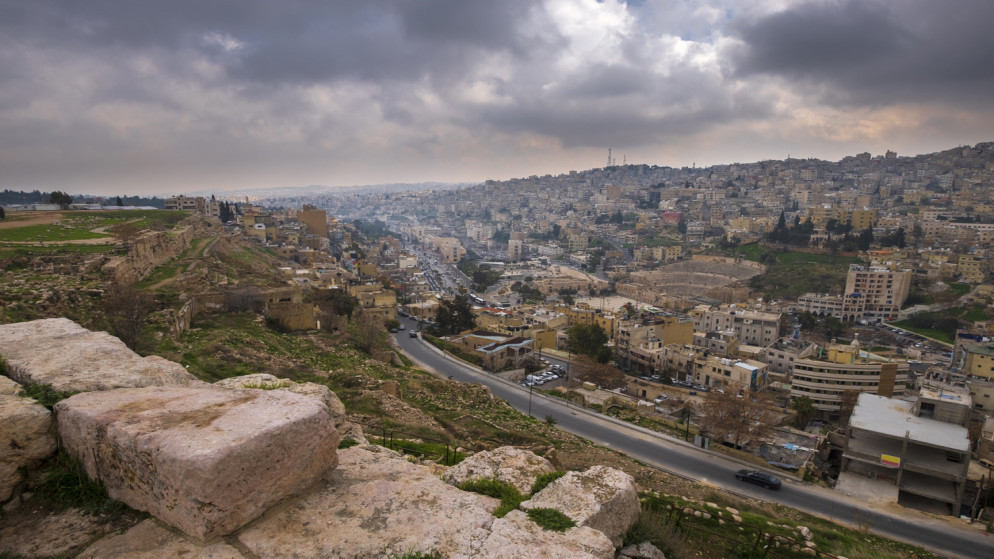 أجواء لطيفة في أغلب المناطق وزخات مطرية شمالي المملكة