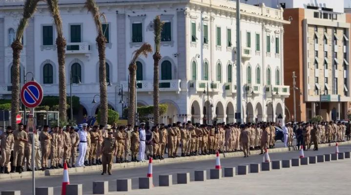 دعوات لتشكيل حكومة جديدة في ليبيا