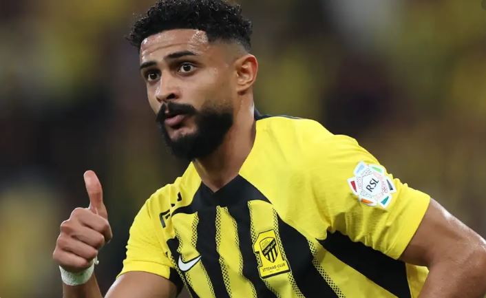 الاتحاد يحسم موقفه من التعاقد مع مدافع النصر