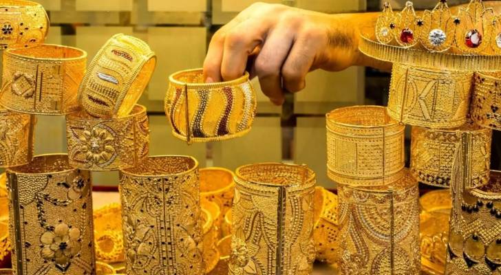 استقرار أسعار الذهب محليا الاثنين