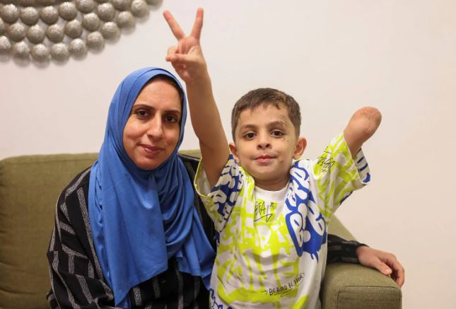 أطفال فقدوا أطرافهم في حرب غزة يبحثون عن أمل وعلاج في لبنان