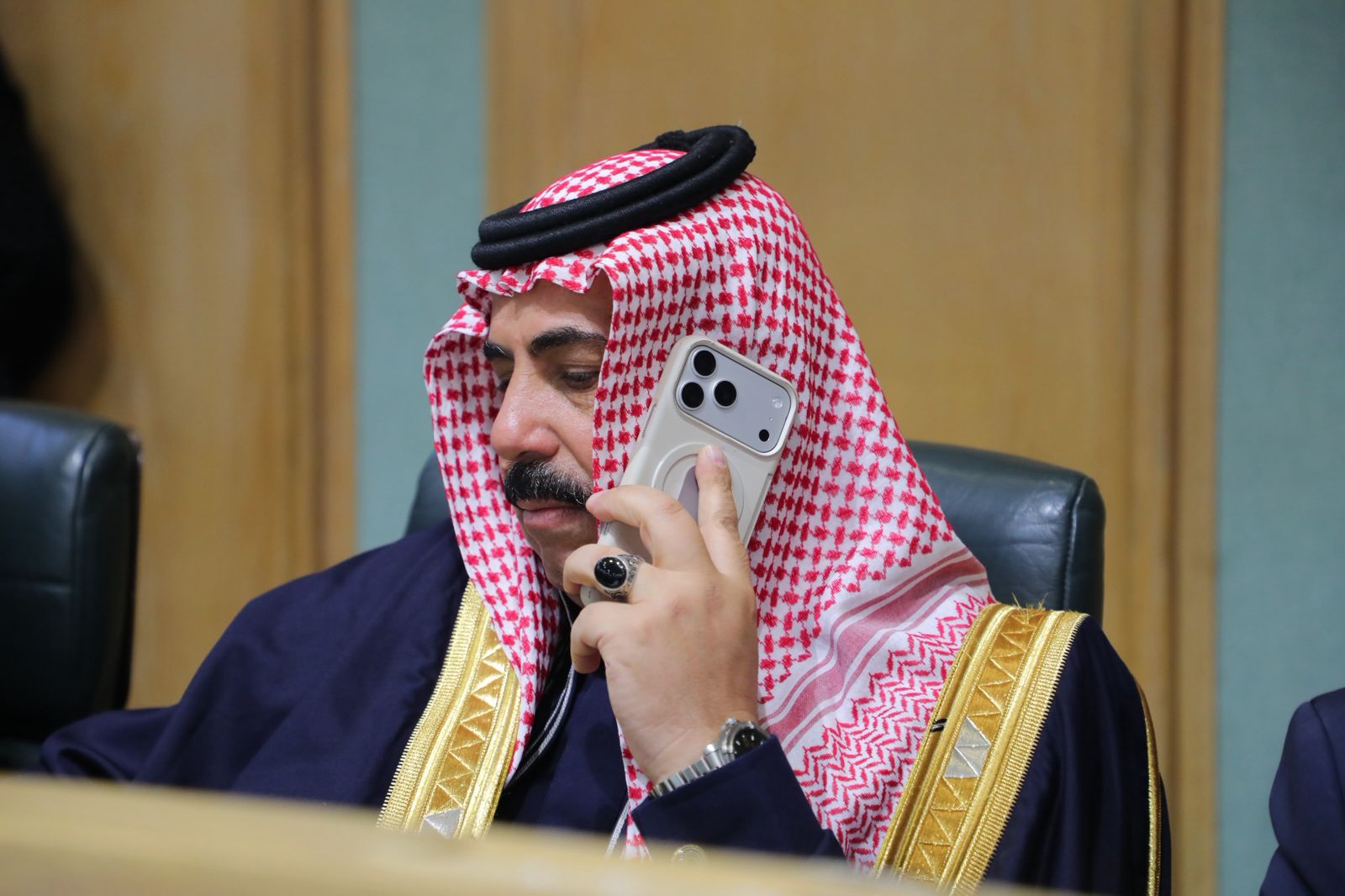 هاتف النائب البدادوة لا يهدأ