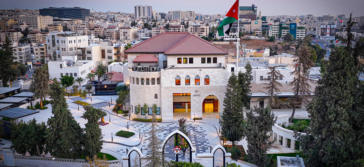 عطلة رسميَّة في الثَّلاثين من نيسان بمناسبة يوم العمَّال العالمي