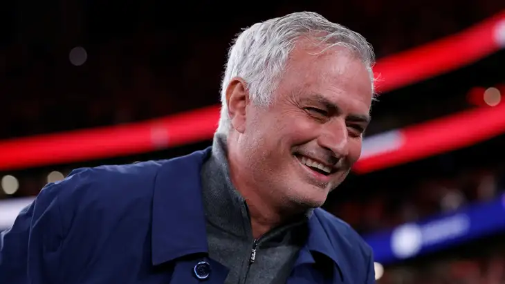 مورينيو يعترف لأول مرة: أتفاوض مع ريال مدريد