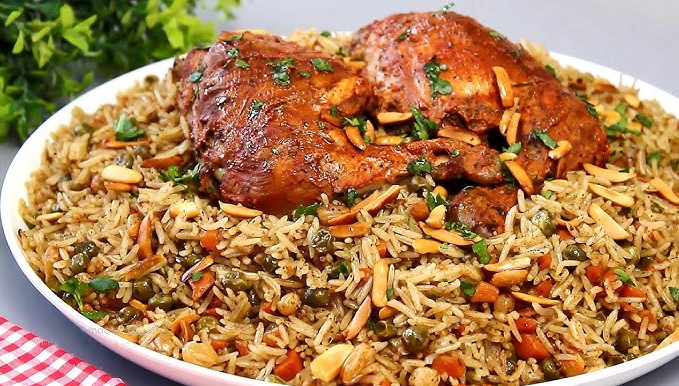 طريقة عمل أرز بالدجاج والخضار 
