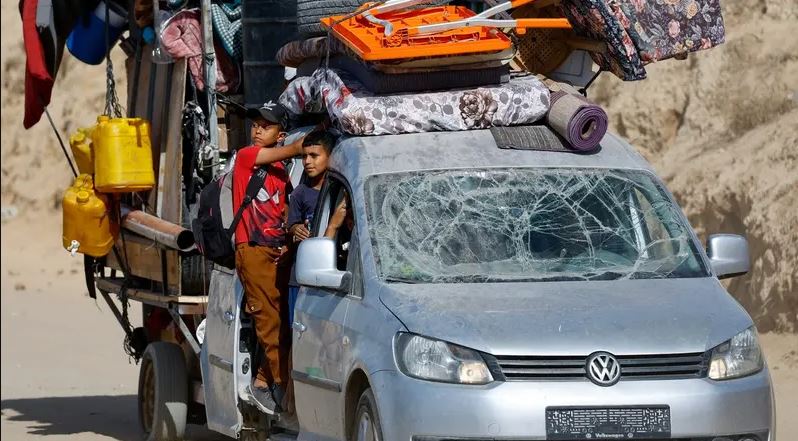 إعلام عبري : فرق أمنية تعد الخرائط لانسحاب الجيش من غزة