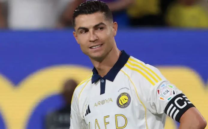 مصادر مُقربة من النصر السعودي تكشف أخر تطورات مصير رونالدو مع الفريق