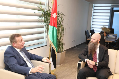 الحكومة تبحث فرص زيادة صادرات زيت الزيتون إلى الأسواق الأميركية