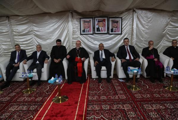 بحضور الروابدة والخصاونة والرفاعي  ..  عشيرة البطاينة تستقبل البطريرك بيتسابالا