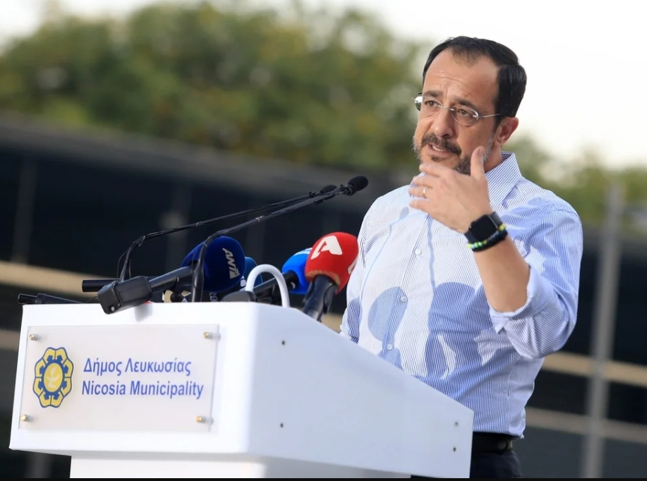 رئيس قبرص: إيران طلبت منا نقل "بعض الرسائل" إلى إسرائيل