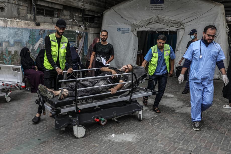 الصحة بغزَّة تُطلق نداءً عاجلًا لإنقاذ منظومة الخدمات الطبية  