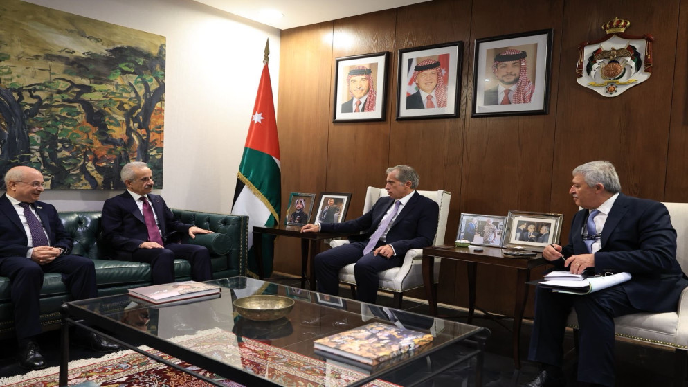 رئيس الوزراء يستقبل وزيري النقل السوري والتركي