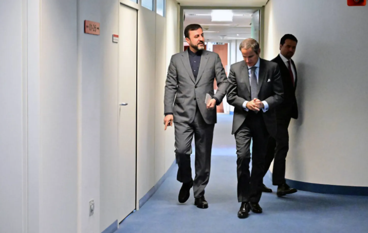 طهران تتهم غروسي بالإدلاء بتصريحات مهّدت لمهاجمة منشآتها النووية