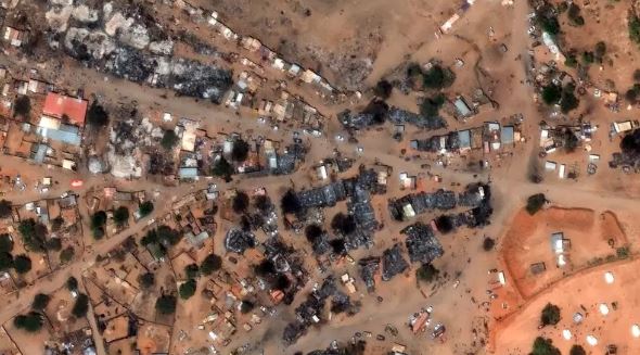 الجيش السوداني ينجح بفك حصار الفاشر وإسقاط المساعدات جواً