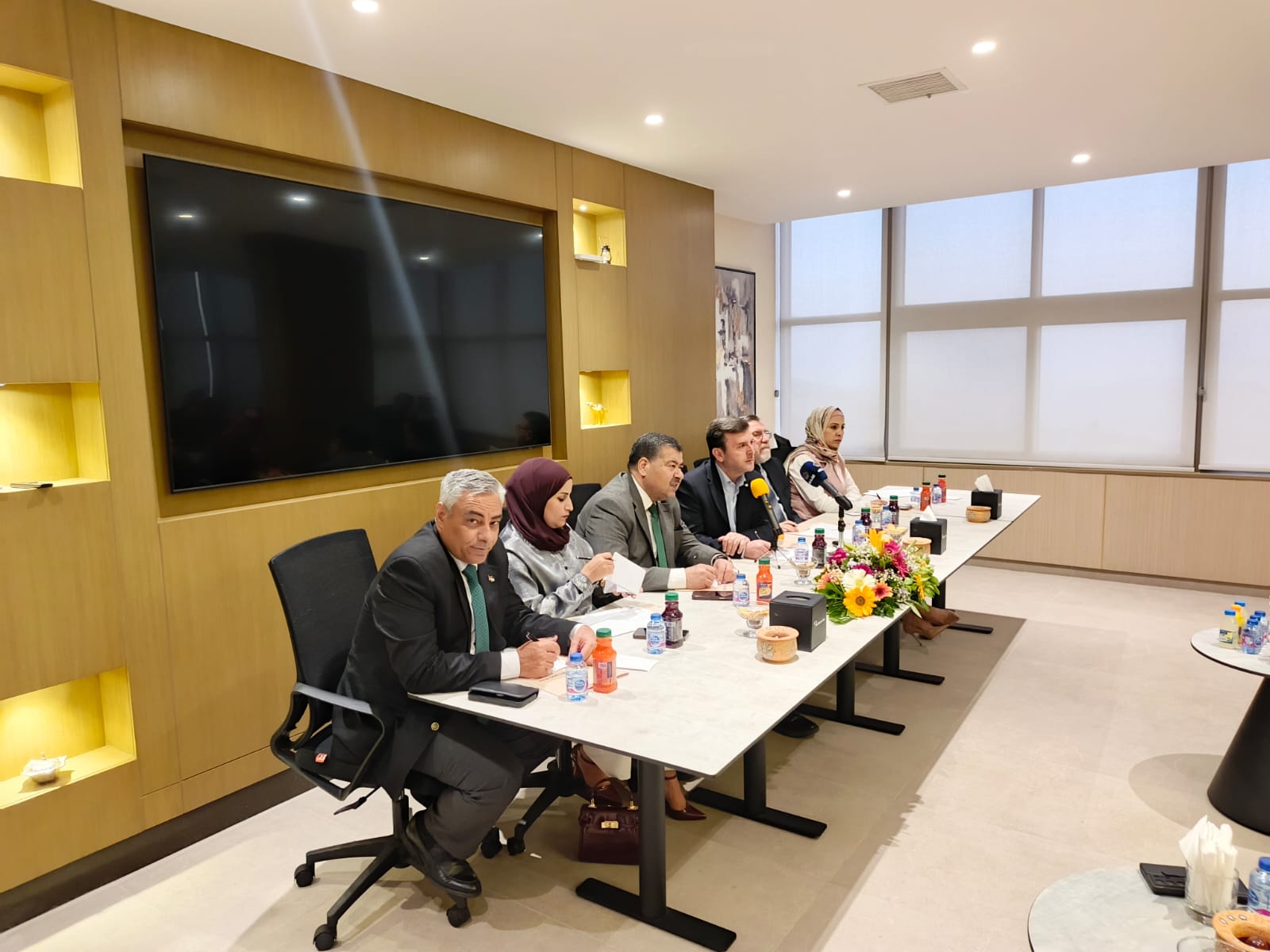 "السياحة النيابية" تزور  البترا ووادي موسى ووادي رم 