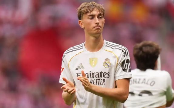 ريال مدريد يضع خطة عودة هويسن قبل الكلاسيكو