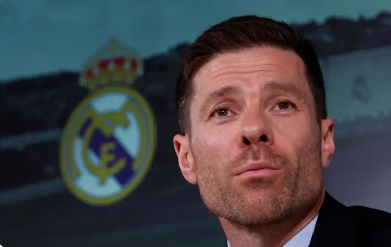 ريال مدريد يراهن على ألونسو لإفساد صفقة ليفربول المنتظرة