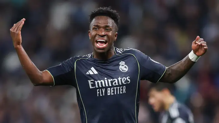 "لن ينتهي على خير" ..  السابقة التي يخشاها ريال مدريد مع فينيسيوس